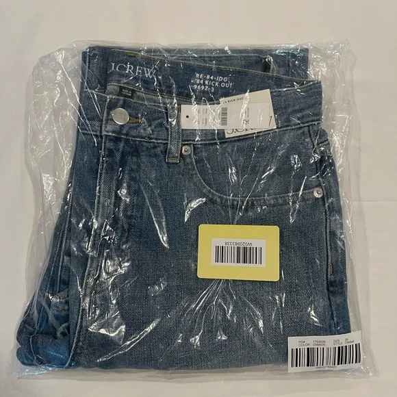 J.Crew | NWT | Mid-Rise Relaxed Kickout Jean | Abby Wash | 29 - Picture 3 of 4
